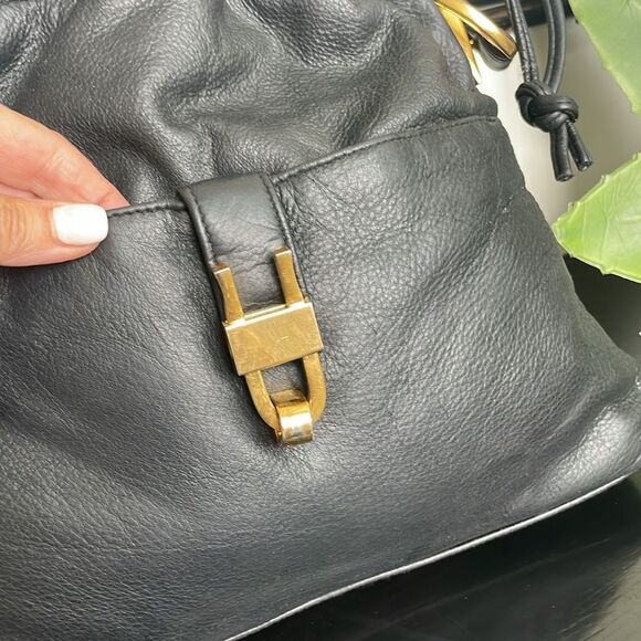 Italian Leather bucket bag crossbody shoulder handbag drawstring black gold - Picture 6 of 13